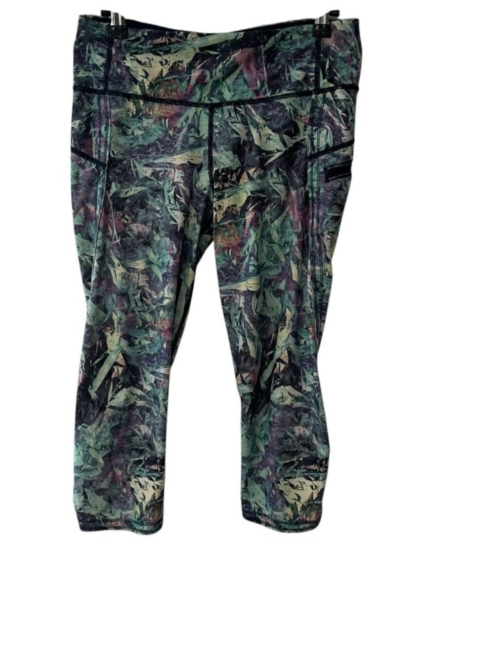 Lululemon Run Inspire Crop II Leggings Luxtreme Multicolor Capri Size 6 Gym